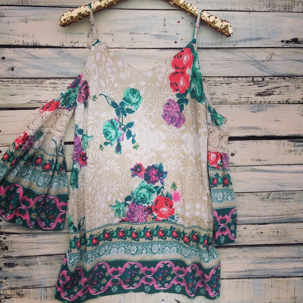 NWT Cold shoulder dress